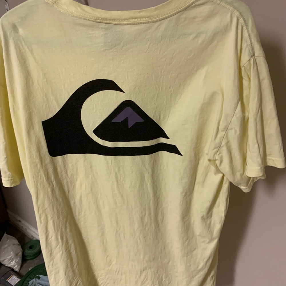 Quicksilver t-shirt - Picture 2 of 2